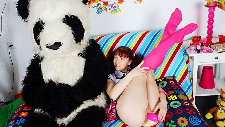 Real porn 4 fun with horny panda